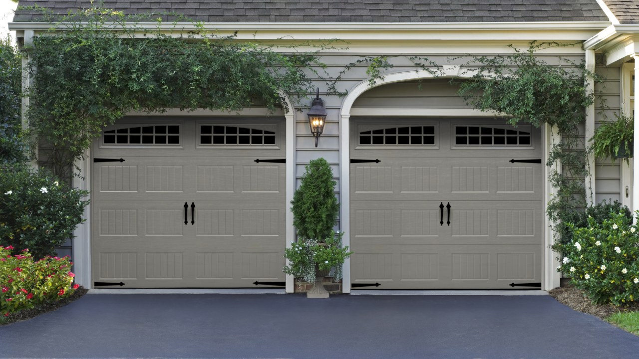 The Role of Garage Doors in Home Insulation and Energy Savings