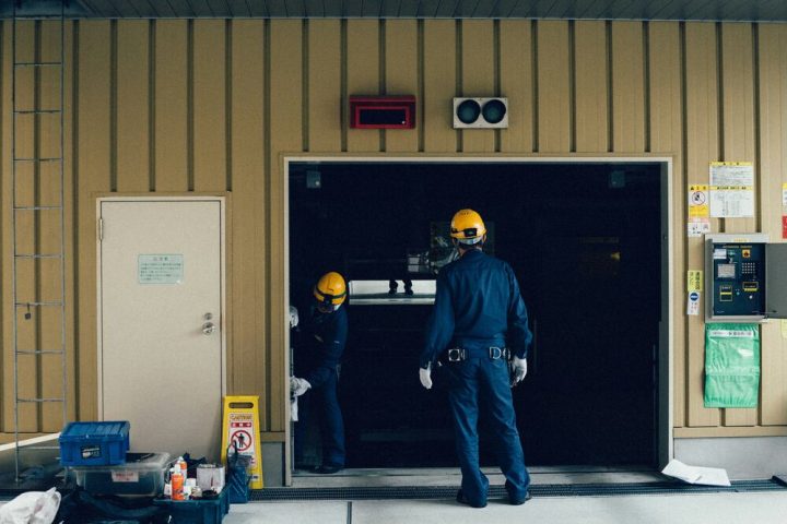 Garage door repair in Las Vegas